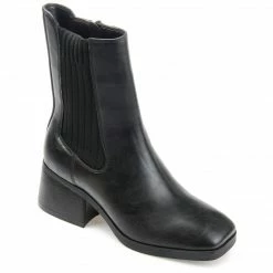 Journee Collection Booties DESREE