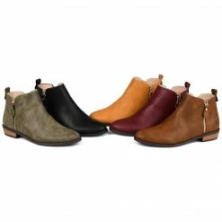 Journee Collection ELLIS Booties