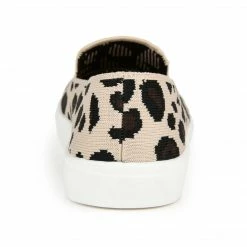 Journee Collection Flats PHILA