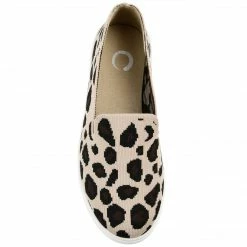 Journee Collection Flats PHILA