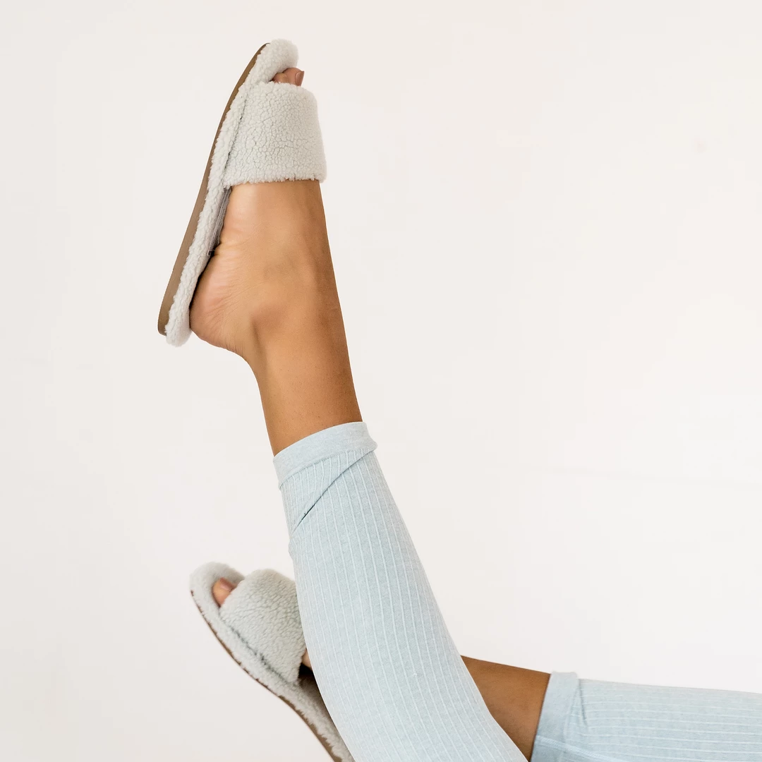 Journee Collection Slippers SUNLIGHT 2 Journee Collection Slippers SUNLIGHT