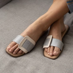 Journee Collection VICTORYA Sandals