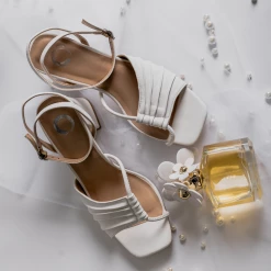 Journee Collection SHILLO Heels