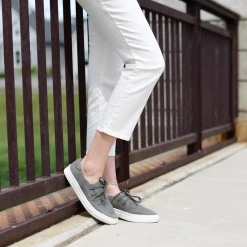 Journee Collection SHANTEL Sneakers