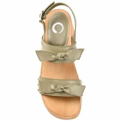 Journee Collection TIA Heels