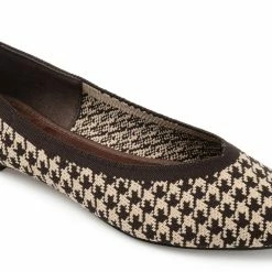 Journee Collection KARISE Flats 25 Journee Collection KARISE Flats