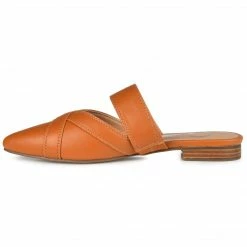 Journee Collection STASI Flats