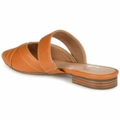 Journee Collection STASI Flats