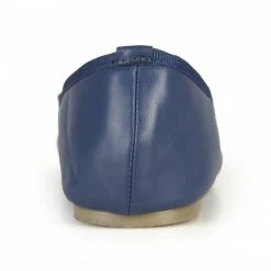 Journee Collection VIKA Flats